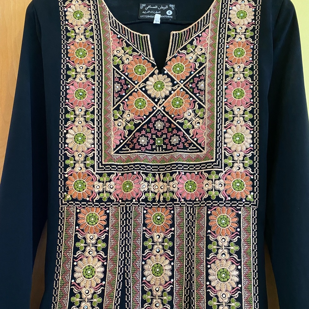 Thobe / Dress / Abaya
